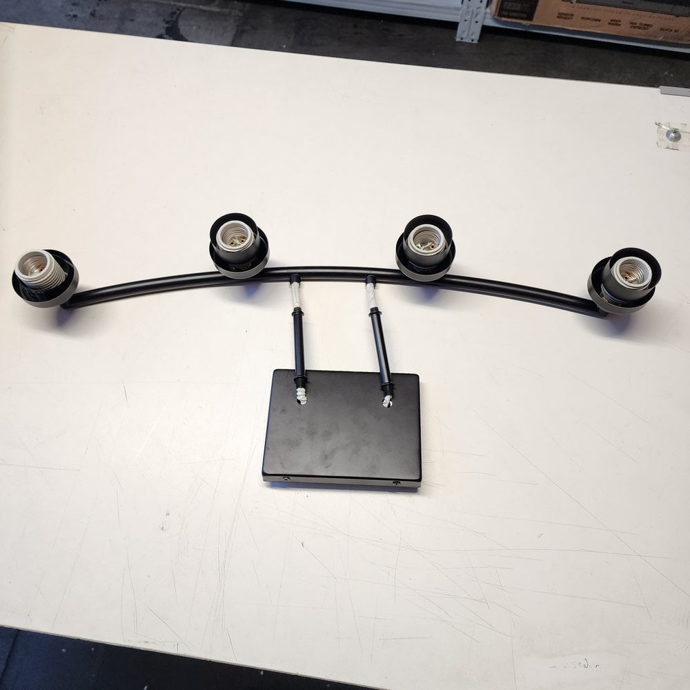4-Light Vanity Bar Fitter 4-Light Vanity Bar Fitter